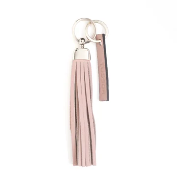 porte-clés pompon en cuir bois de rose