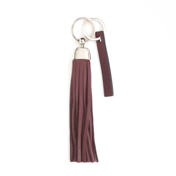 porte-clés pompon en cuir bordeaux foncée